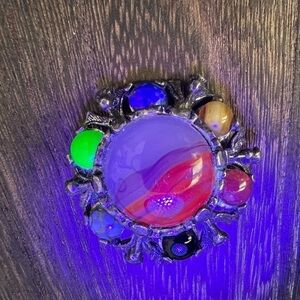 Vintage Celtic Miracle Stamped Uranium Glass Brooch B29